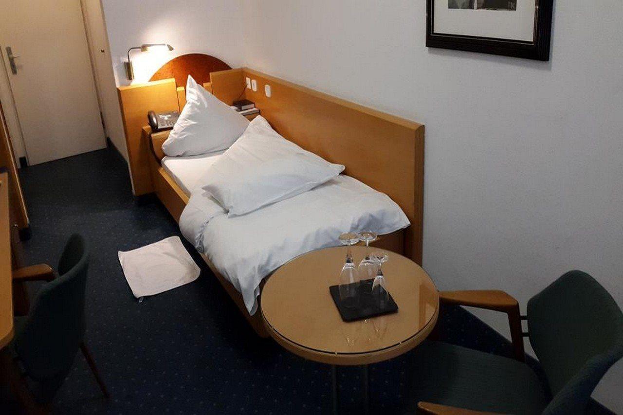 Hotel Unger Štutgart Pokoj fotografie