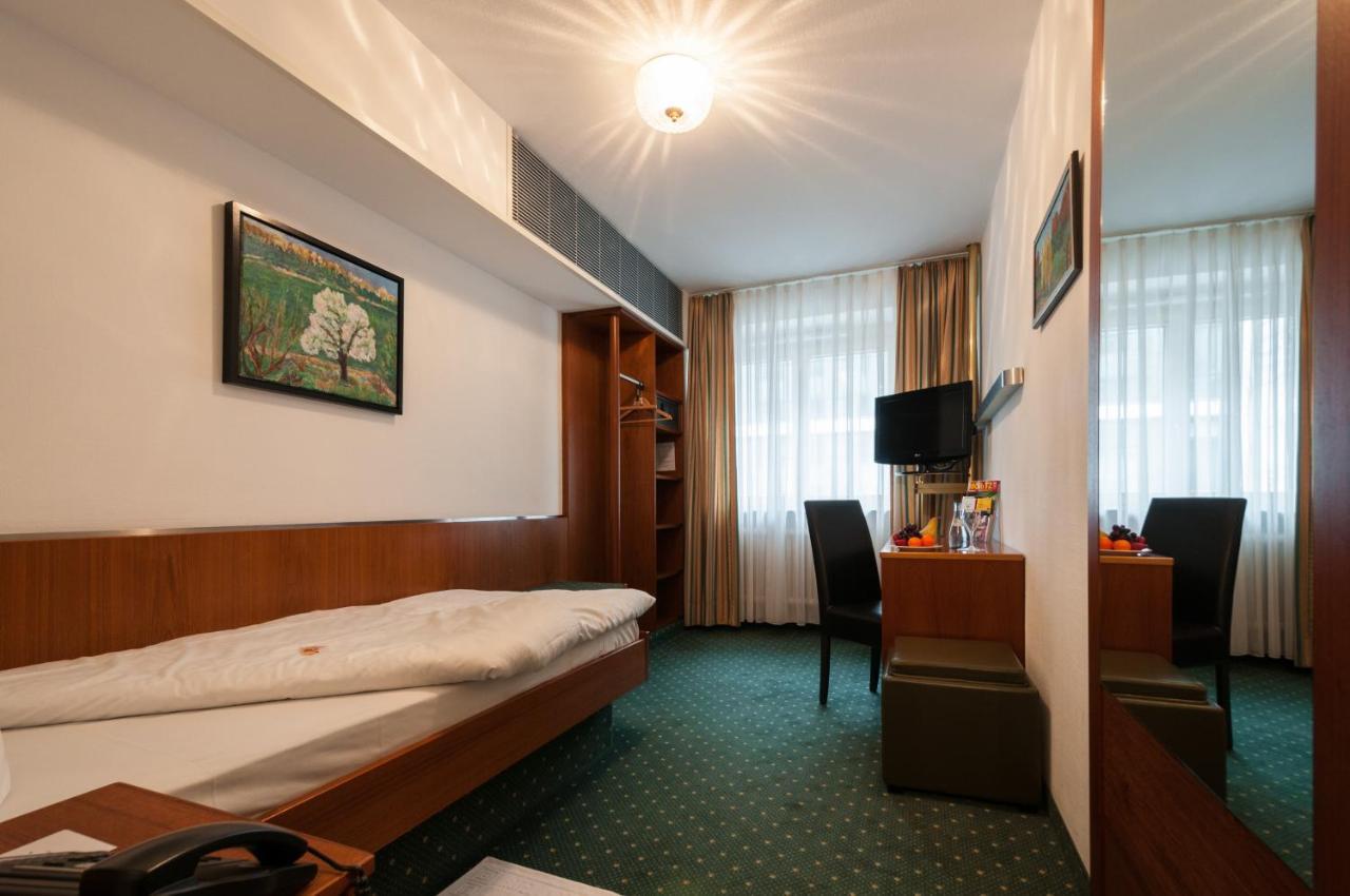 Hotel Unger Štutgart Pokoj fotografie